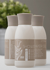 cahm_0024_shower-gel-omnia-bottle